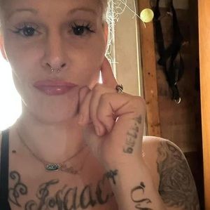 Meet your Posher, Celia